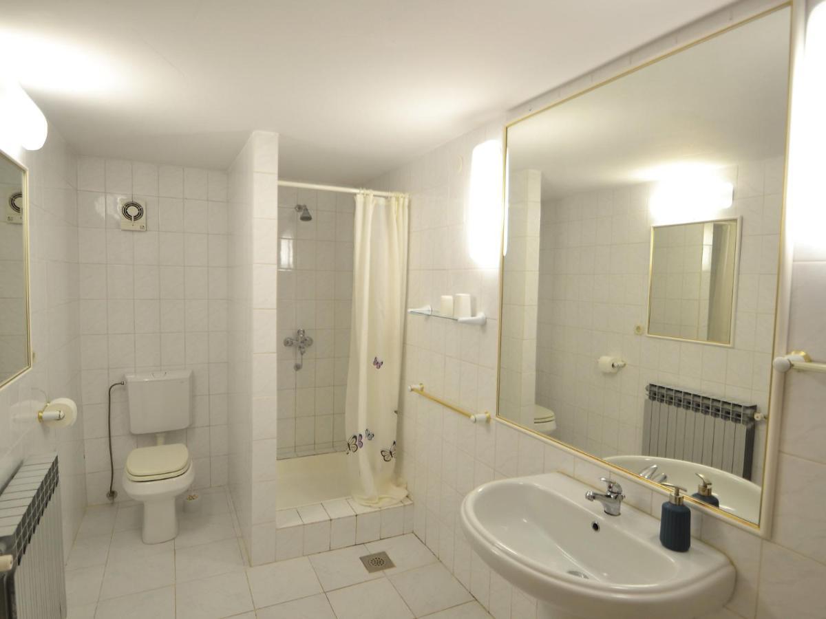 Apartment Maras-1 By Interhome Diklo Luaran gambar