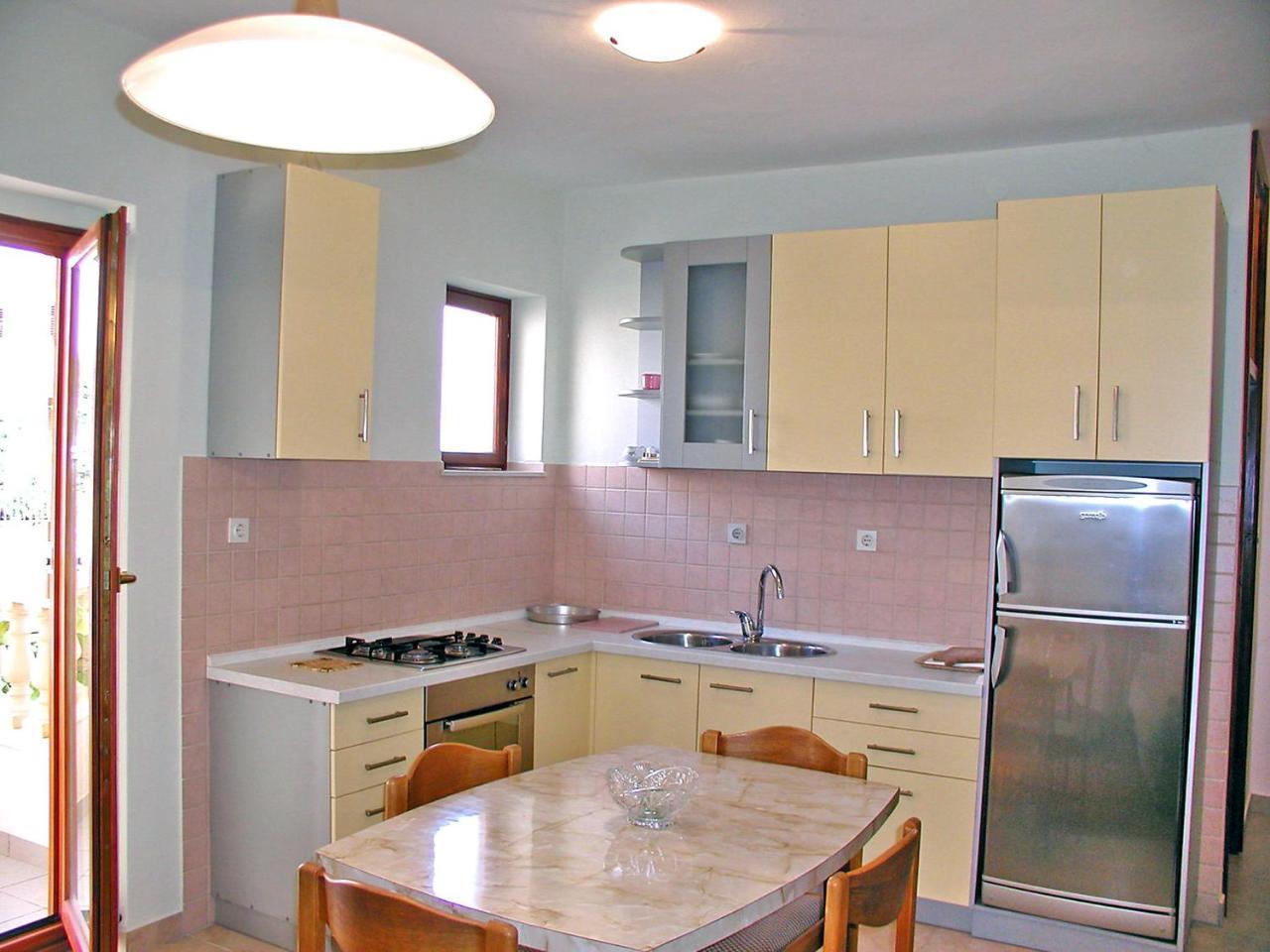 Apartment Maras-1 By Interhome Diklo Luaran gambar